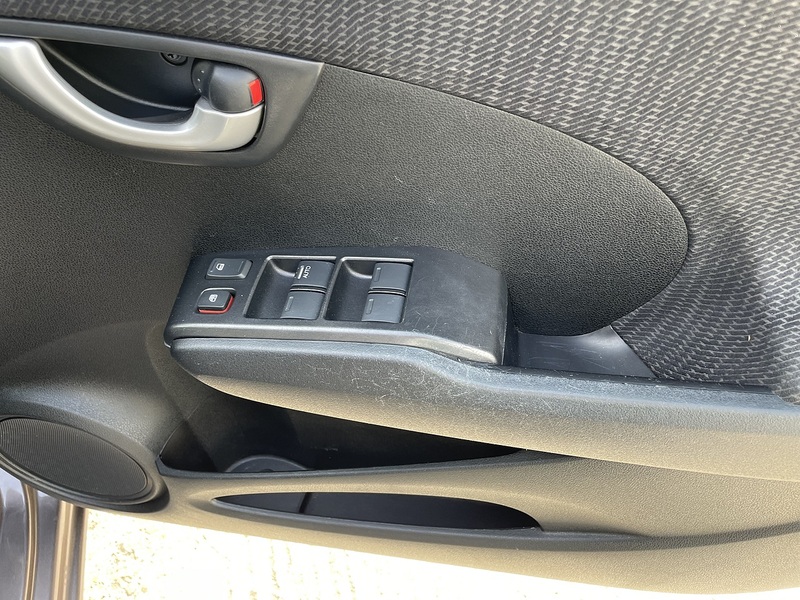 Honda 1.4 i-VTEC ES Hatchback 5dr Petrol CVT Euro 5 (99 ps)