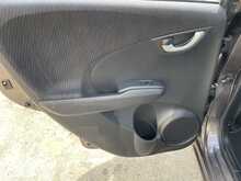 Honda Jazz i-VTEC ES 