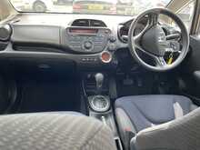 Honda Jazz i-VTEC ES 