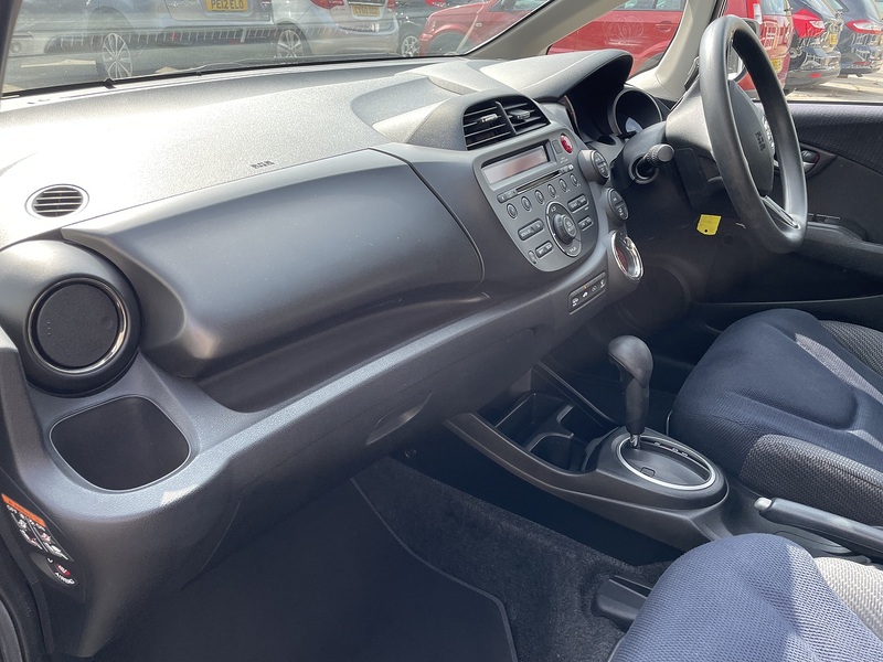 Honda 1.4 i-VTEC ES Hatchback 5dr Petrol CVT Euro 5 (99 ps)