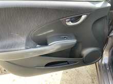 Honda Jazz i-VTEC ES 