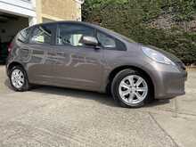 Honda Jazz i-VTEC ES 