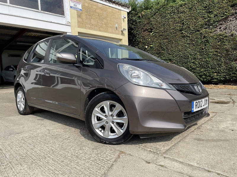 Honda 1.4 i-VTEC ES Hatchback 5dr Petrol CVT Euro 5 (99 ps)