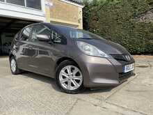 Honda Jazz i-VTEC ES 