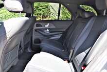 Mercedes-Benz GLE GLE300d AMG Line 