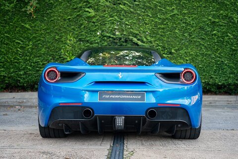 3.9T V8 GTB Coupe 2dr Petrol F1 DCT Euro 6 (s/s) (670 ps)