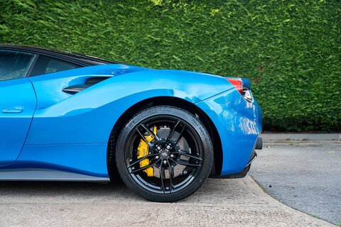 3.9T V8 GTB Coupe 2dr Petrol F1 DCT Euro 6 (s/s) (670 ps)