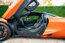 McLaren 720S T V8 