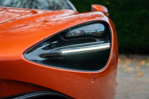 4.0T V8 Coupe 2dr Petrol SSG Euro 6 (s/s) (720 ps)