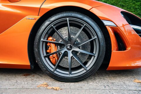 4.0T V8 Coupe 2dr Petrol SSG Euro 6 (s/s) (720 ps)