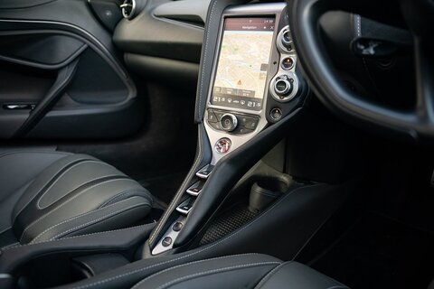 4.0T V8 Coupe 2dr Petrol SSG Euro 6 (s/s) (720 ps)