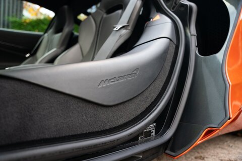 4.0T V8 Coupe 2dr Petrol SSG Euro 6 (s/s) (720 ps)