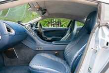 Aston Martin Vanquish 6.0 V12 Carbon Edition Black T-TronIII Euro 6 2dr 