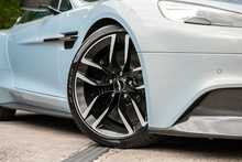 Aston Martin Vanquish 6.0 V12 Carbon Edition Black T-TronIII Euro 6 2dr 