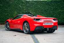 Ferrari 488 T V8 