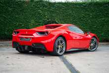 Ferrari 488 T V8 