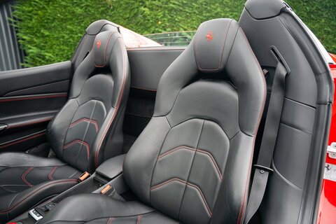 3.9T V8 Spider 2dr Petrol F1 DCT Euro 6 (s/s) (670 ps)