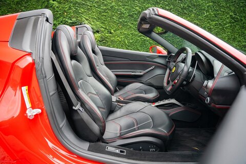 3.9T V8 Spider 2dr Petrol F1 DCT Euro 6 (s/s) (670 ps)