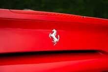 Ferrari 488 T V8 