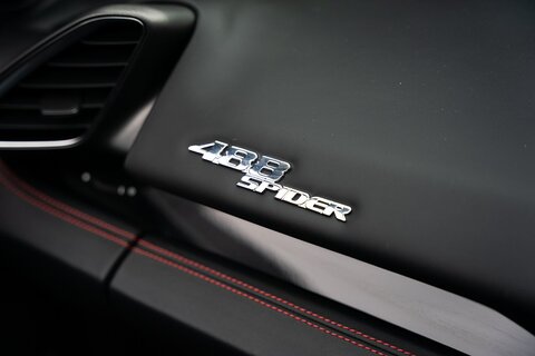 3.9T V8 Spider 2dr Petrol F1 DCT Euro 6 (s/s) (670 ps)
