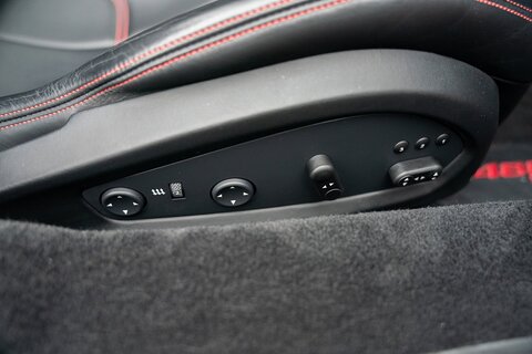 3.9T V8 Spider 2dr Petrol F1 DCT Euro 6 (s/s) (670 ps)