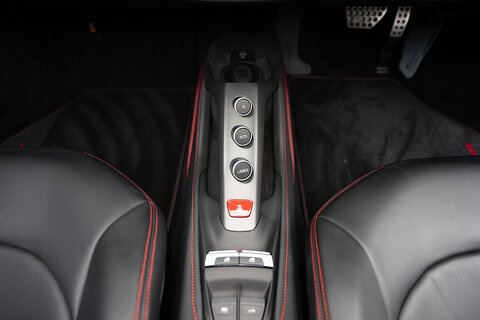 3.9T V8 Spider 2dr Petrol F1 DCT Euro 6 (s/s) (670 ps)