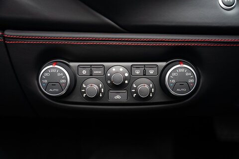 3.9T V8 Spider 2dr Petrol F1 DCT Euro 6 (s/s) (670 ps)