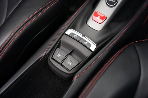 3.9T V8 Spider 2dr Petrol F1 DCT Euro 6 (s/s) (670 ps)