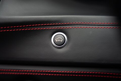 3.9T V8 Spider 2dr Petrol F1 DCT Euro 6 (s/s) (670 ps)