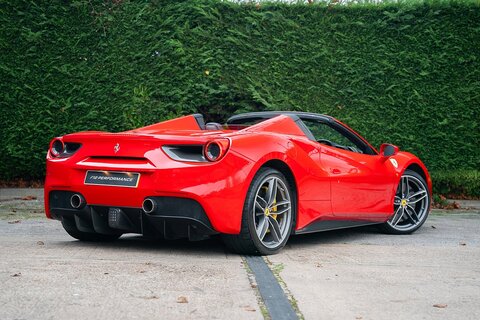 3.9T V8 Spider 2dr Petrol F1 DCT Euro 6 (s/s) (670 ps)