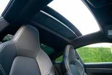 Porsche 911 992 Carrera 