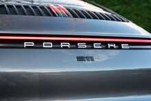 Porsche 911 992 Carrera 