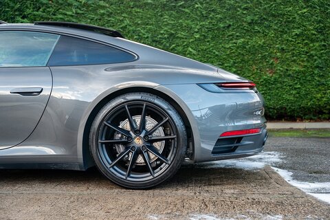 992 Carrera 3.0 2dr Coupe Automatic Petrol