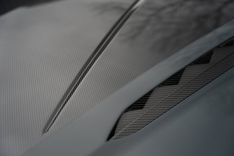 4.0 V8 BiTurbo Performante SUV 5dr Petrol Auto 4WD Euro 6 (666 ps)