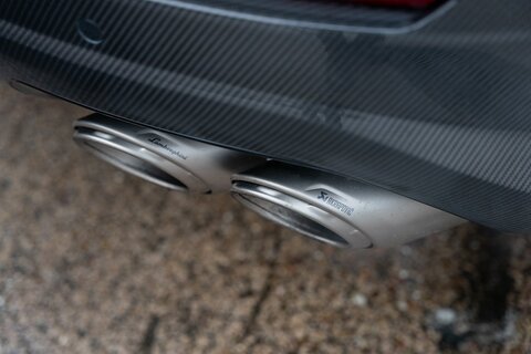 4.0 V8 BiTurbo Performante SUV 5dr Petrol Auto 4WD Euro 6 (666 ps)