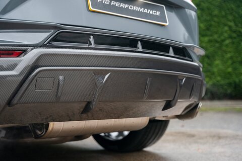 4.0 V8 BiTurbo Performante SUV 5dr Petrol Auto 4WD Euro 6 (666 ps)