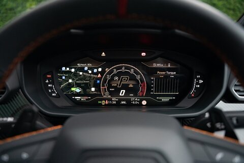 4.0 V8 BiTurbo Performante SUV 5dr Petrol Auto 4WD Euro 6 (666 ps)