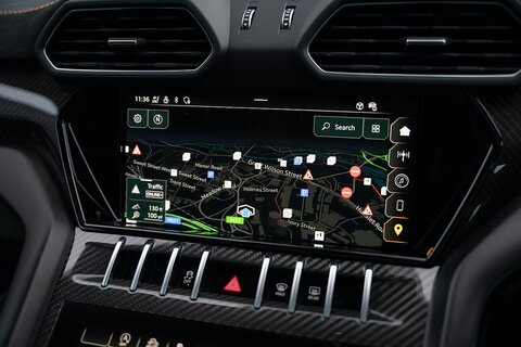 4.0 V8 BiTurbo Performante SUV 5dr Petrol Auto 4WD Euro 6 (666 ps)