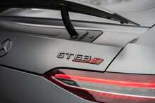 Mercedes-Benz AMG GT 63 V8 BiTurbo S 