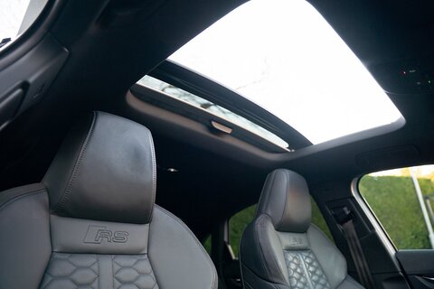 2.5 TFSI Vorsprung Saloon 4dr Petrol S Tronic quattro Euro 6 (s/s) (400 ps)