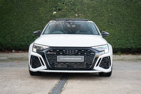 2.5 TFSI Vorsprung Saloon 4dr Petrol S Tronic quattro Euro 6 (s/s) (400 ps)