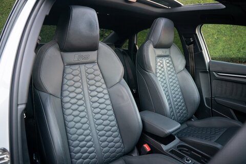 2.5 TFSI Vorsprung Saloon 4dr Petrol S Tronic quattro Euro 6 (s/s) (400 ps)