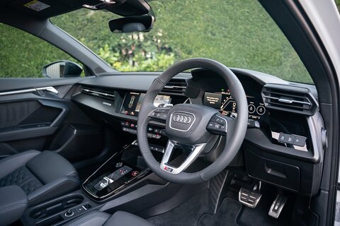 2.5 TFSI Vorsprung Saloon 4dr Petrol S Tronic quattro Euro 6 (s/s) (400 ps)