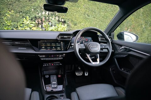 2.5 TFSI Vorsprung Saloon 4dr Petrol S Tronic quattro Euro 6 (s/s) (400 ps)