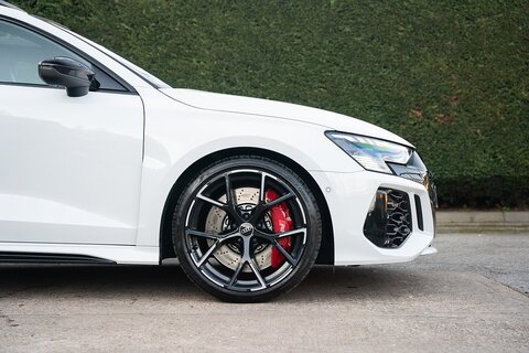 2.5 TFSI Vorsprung Saloon 4dr Petrol S Tronic quattro Euro 6 (s/s) (400 ps)