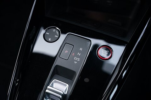 2.5 TFSI Vorsprung Saloon 4dr Petrol S Tronic quattro Euro 6 (s/s) (400 ps)