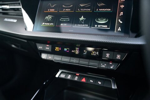 2.5 TFSI Vorsprung Saloon 4dr Petrol S Tronic quattro Euro 6 (s/s) (400 ps)