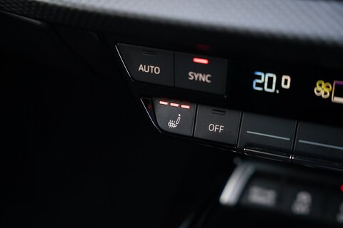 2.5 TFSI Vorsprung Saloon 4dr Petrol S Tronic quattro Euro 6 (s/s) (400 ps)