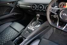 Audi TT RS TFSI Sport Edition 