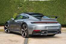 Porsche 911 T 992 Carrera 